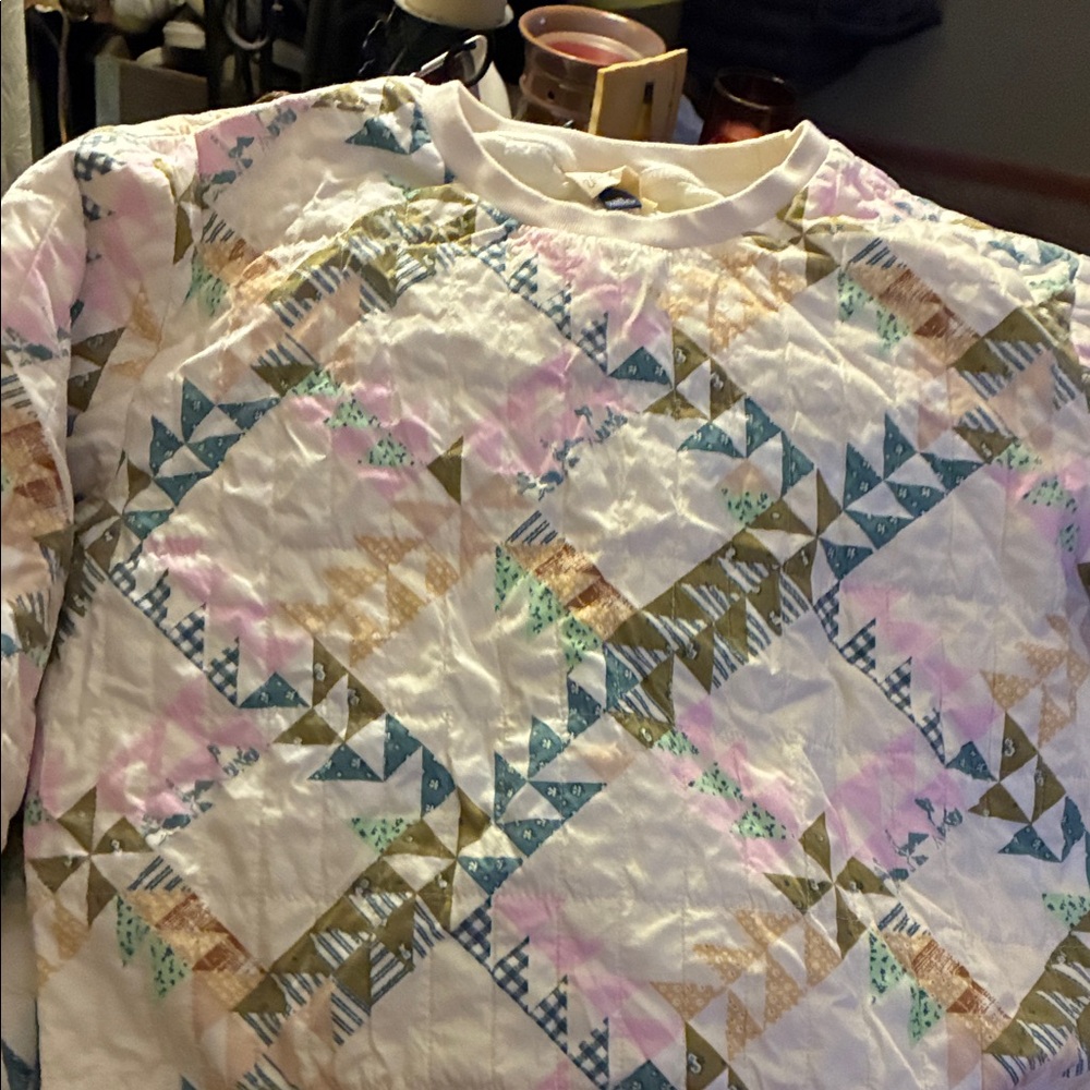Universal Thread Cream Quilted Sweatshirt